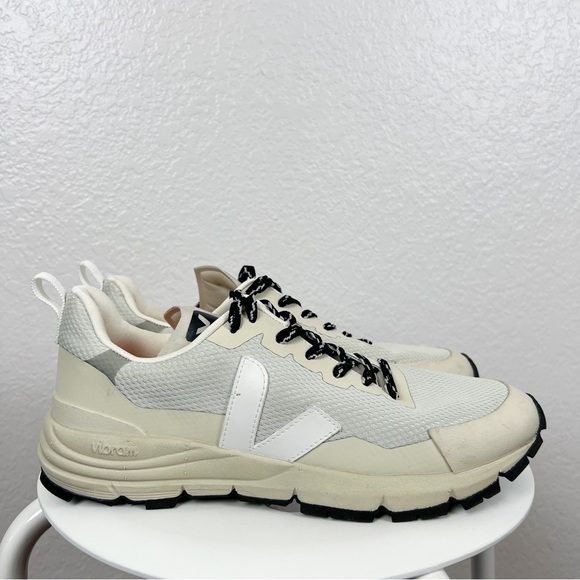 Veja Shoes - Veja x Vibram Dekkan Alveomesh Natural White Sneaker Mens Size 8 or Womens 9.5